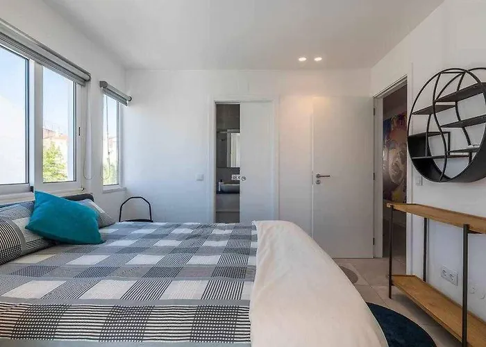 Town 2-bedroom Apartamento *